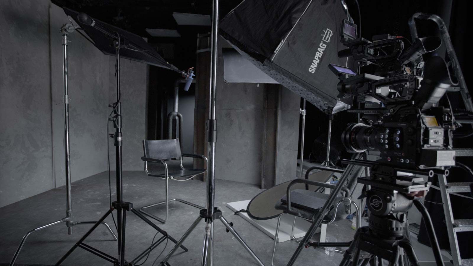 Film Studio Munich Green Screen Blue Screen Studio Hire PictureElements